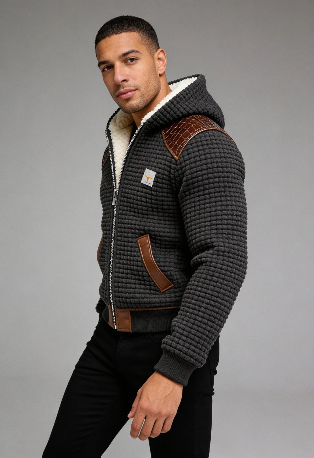 Tin – Teksturirana jakna s reljefnim detaljima Maja Zagreb