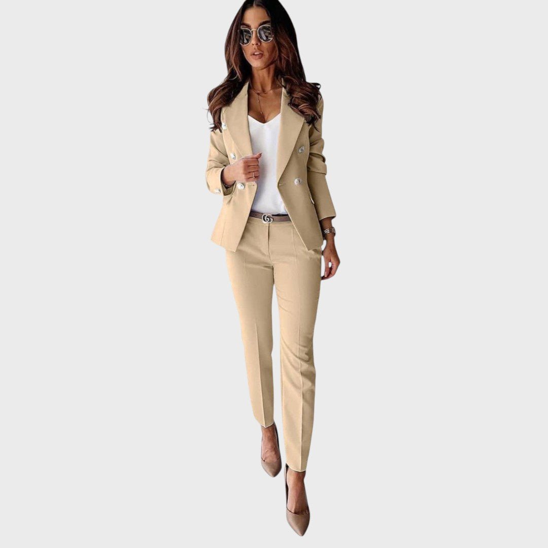 Božena - Dvoredno odijelo sa strukiranim krojem Maja Zagreb