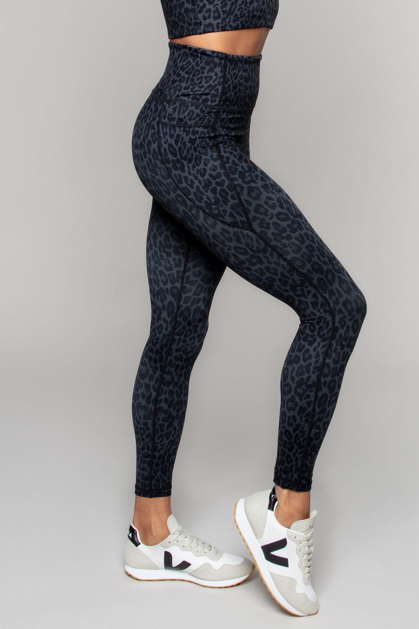 Čelične Nala Tajice Visokog Struka 7/8 s Džepovima Maja Zagreb