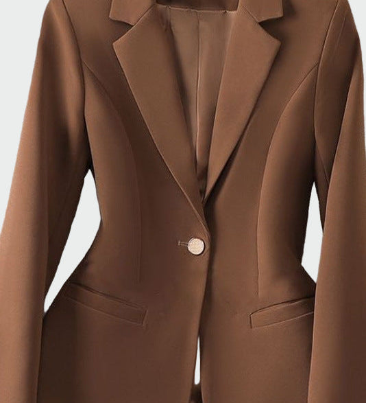 Sako u modernoj elegantnoj liniji